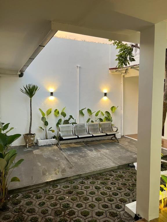 TUGUSTAY MALIOBORO BY DOORKOST Hotel in Yogyakarta
