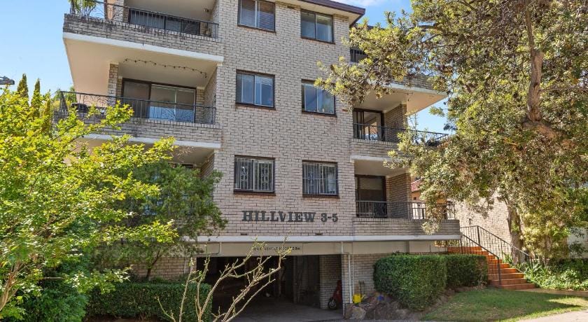 Bright 2-Bedroom Apartment Near Coogee Beach Vacation rental in Sydney