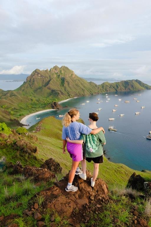 oneday trip komodo Hotel in Indonesia