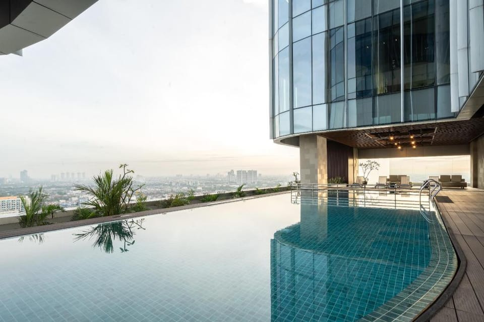 Novotel Jakarta Pulo Mas Hotel in Jakarta
