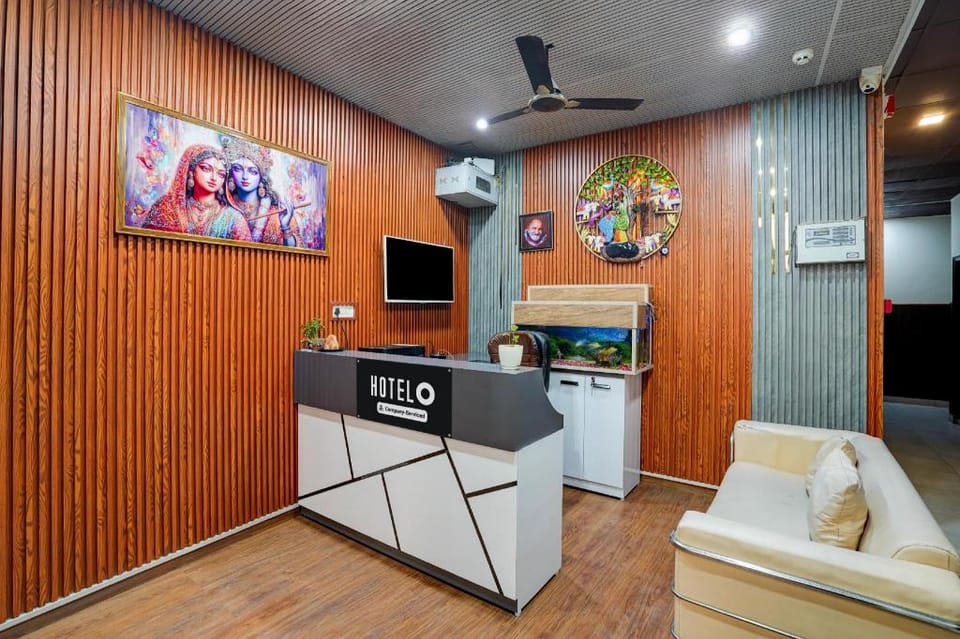 Hotel O Dadri Railway Station Formerly Cross Town Hotel in Uttar Pradesh