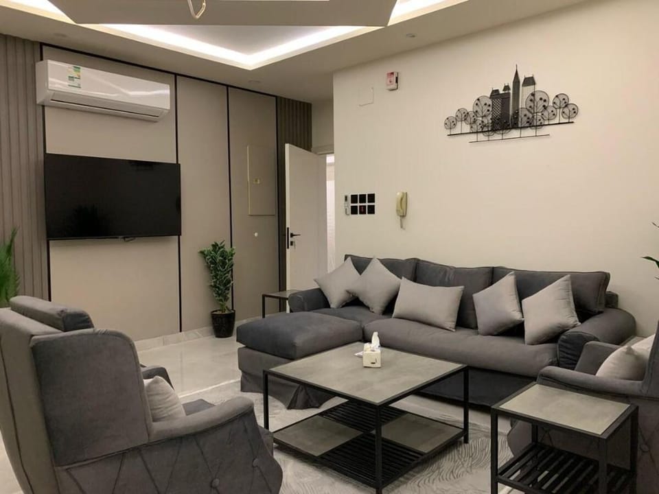 Spacious 3BR Apt  2 Baths & Kitchen – Madinah Hotel in Medina