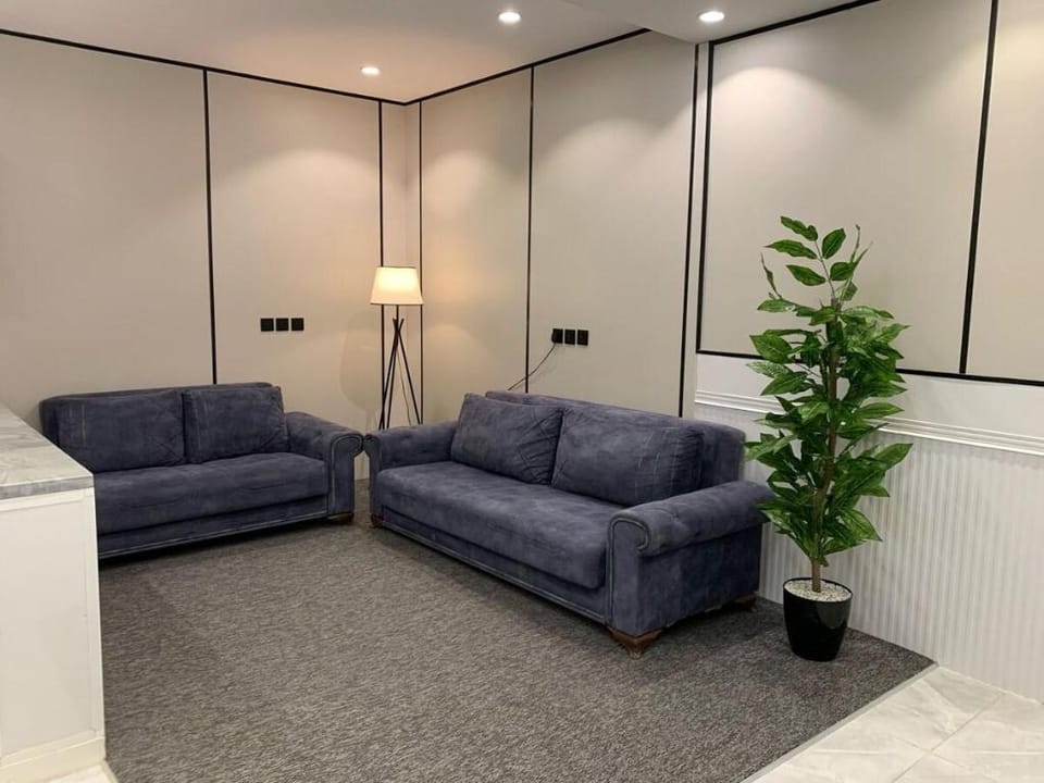 Elegant 2-Bedroom Apartment with Lounge Hotel in Medina