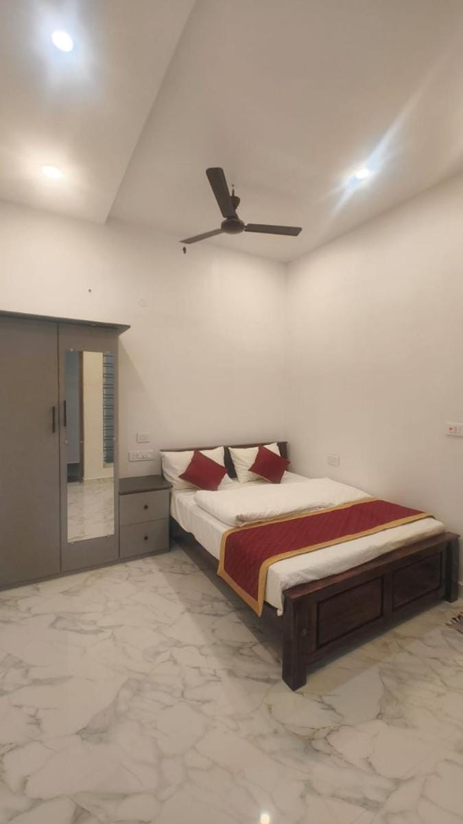 Thiru AnnamalaiayarResidency Hotel in Tamil Nadu