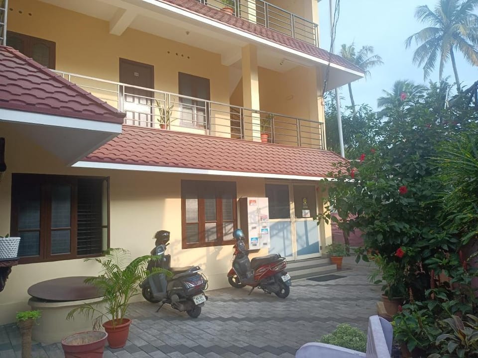 Firdous Ladies Accomodation Hotel in Thiruvananthapuram