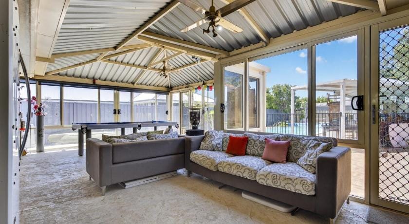 Coastal 2-Bed Home with Pool & Spa Vacation rental in Perth