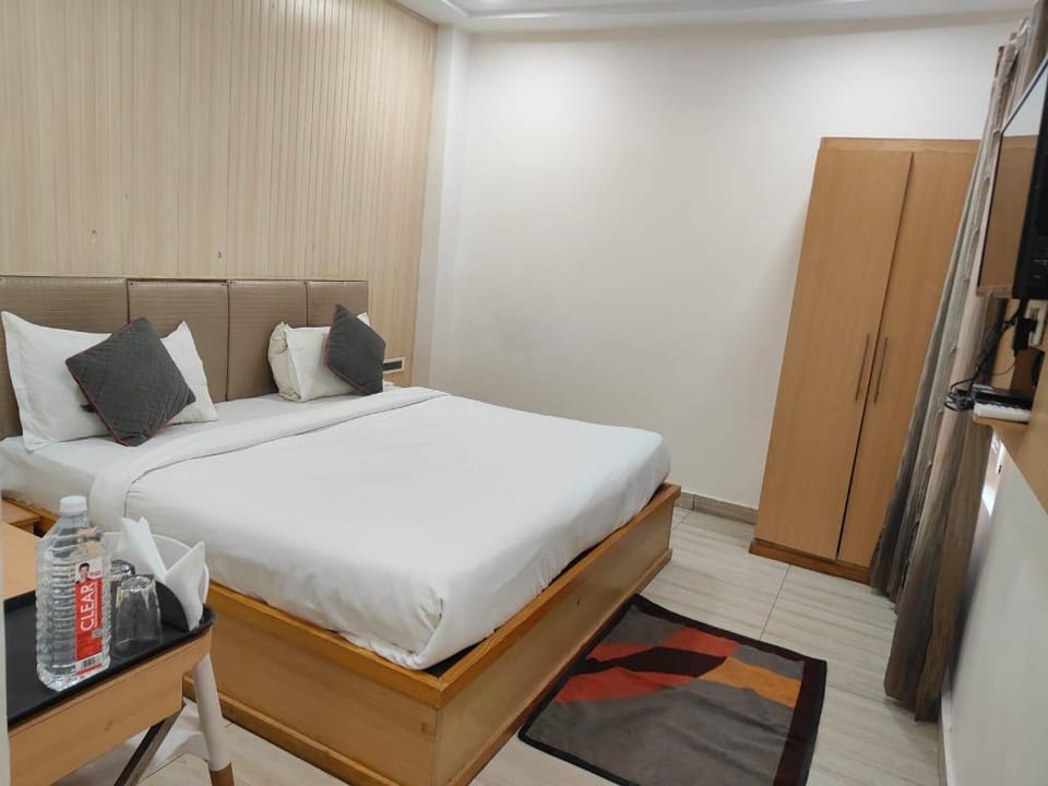 SUNRISE REGAL INN Hotel in Lucknow