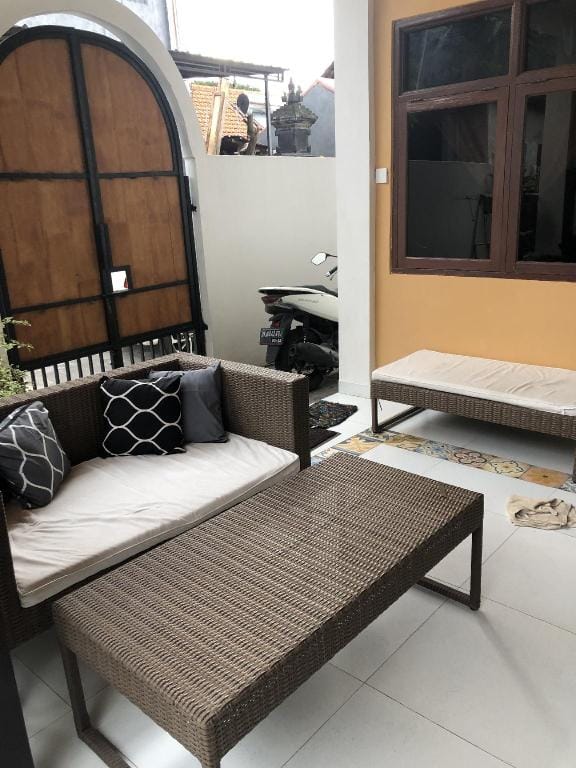 Pua Melia House Hotel in Kuta