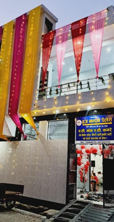 Brij Nandan Place Hotel in Uttar Pradesh