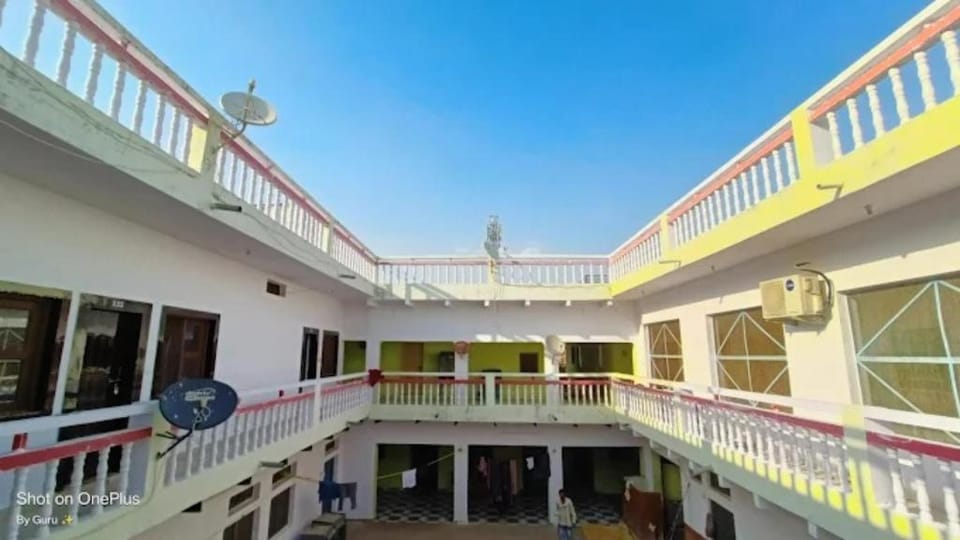 Tripathi Lodge Chitrakoot Madhya Pradesh Hotel in Uttar Pradesh