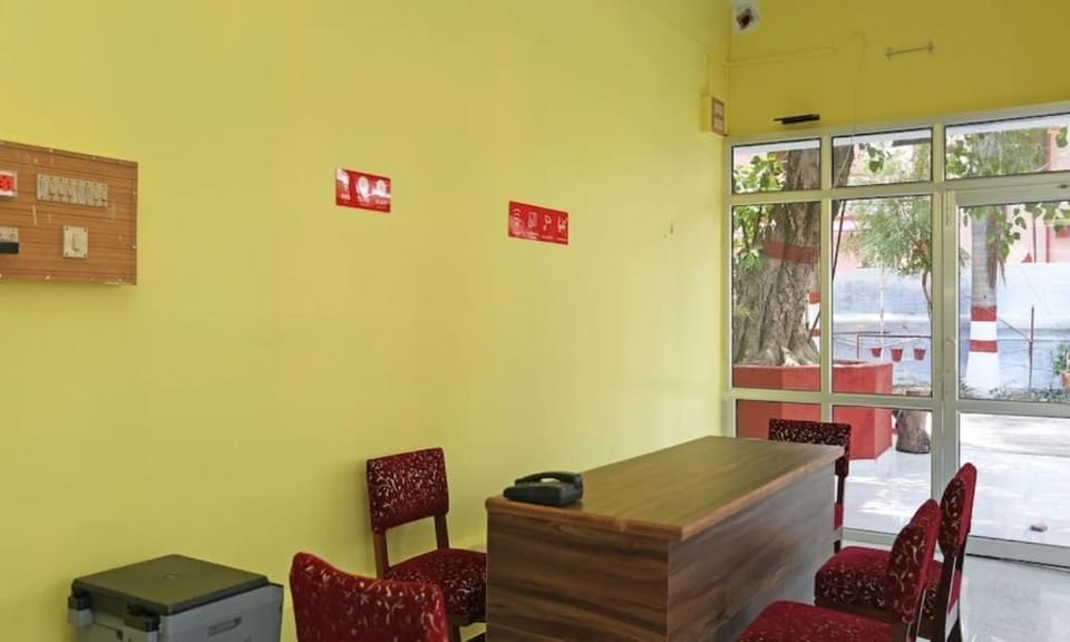 The Palms Resort Prayagraj Uttar Pradesh Hotel in Uttar Pradesh