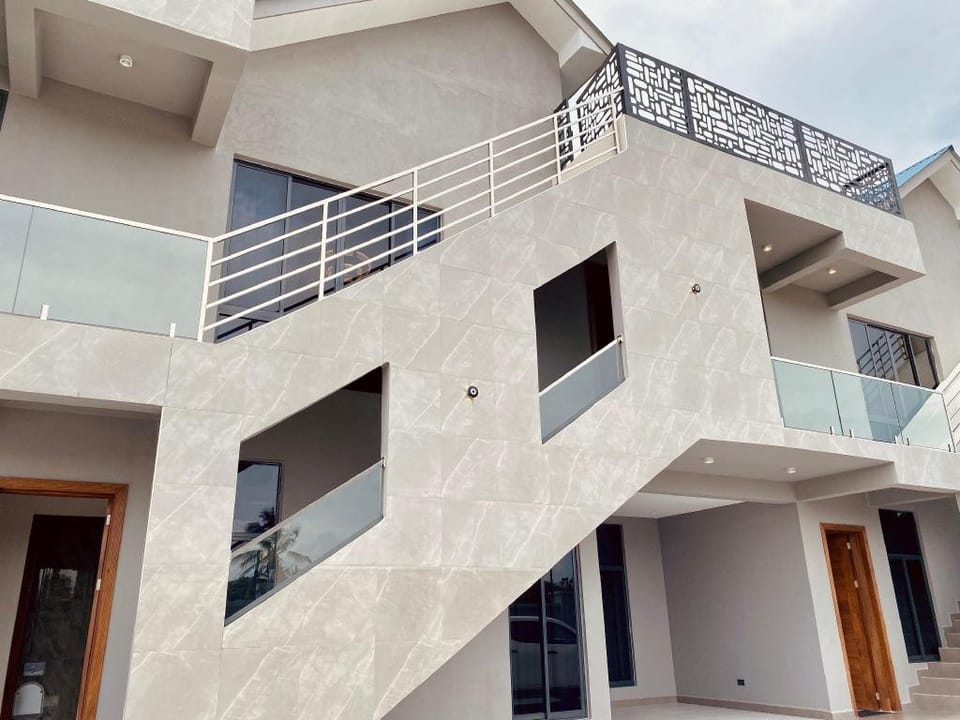Fahari Suites Hotel in City of Dar es Salaam