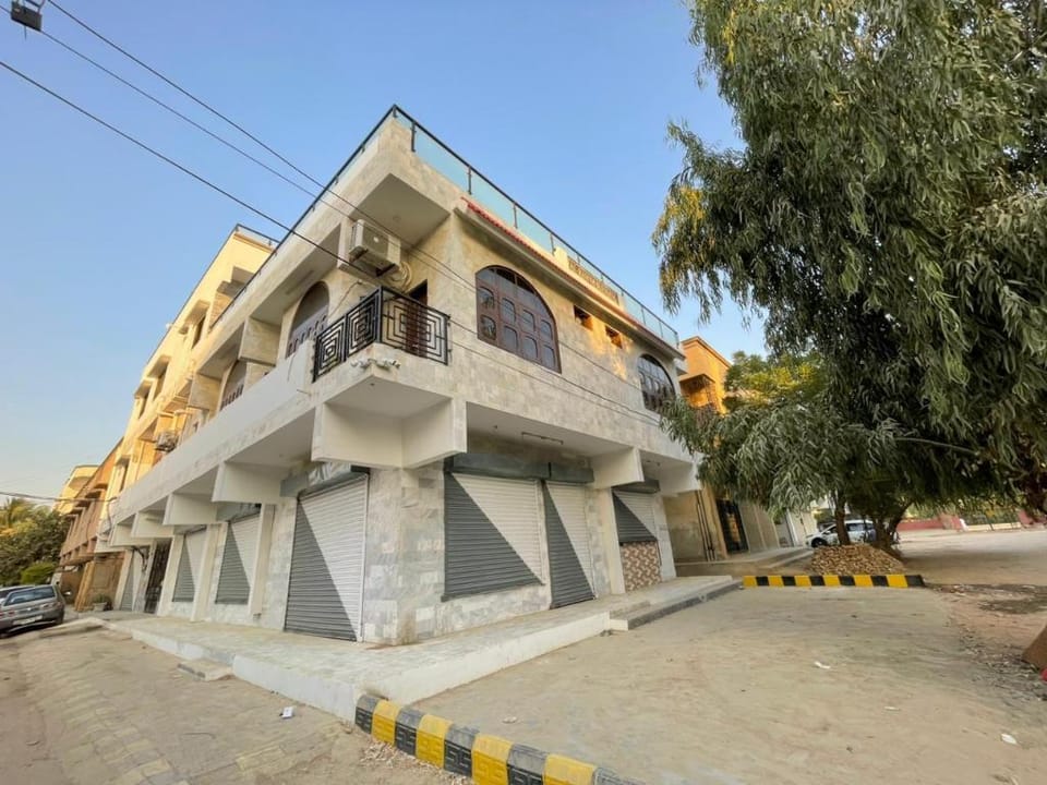 Hotel Second Home Hotel in Karachi
