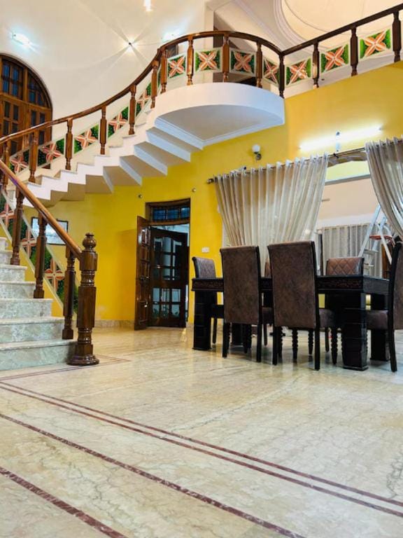 Easy Home Stay Prayagraj Uttar Pradesh Hotel in Uttar Pradesh