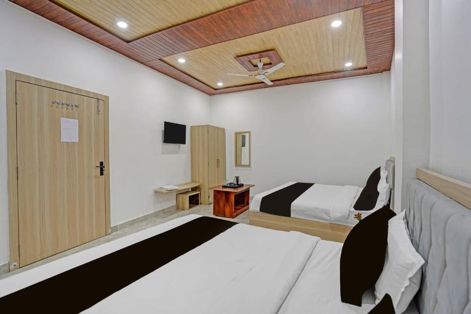 Super Hotel O Sarnath Stupa Varanasi Formerly Bollywood Guest House Hotel in Varanasi