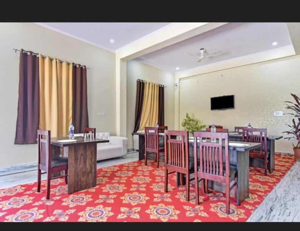 Hotel Prime Ganesh Hotel in Jaipur