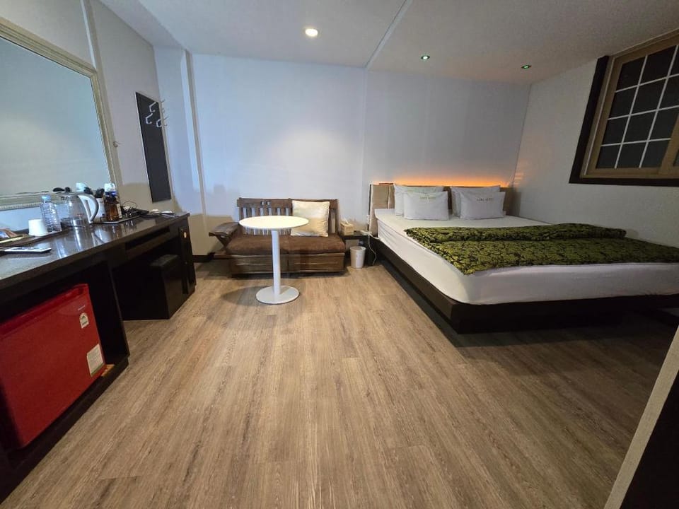 레이크모텔 Motel in South Korea