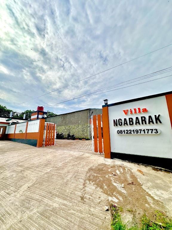 VILLA NGABARAK SEASIDE Hotel in West Java