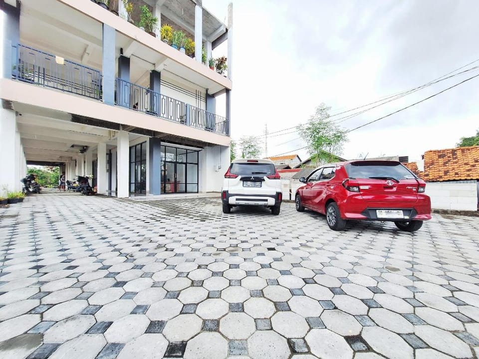RedDoorz @ Double A Guesthouse UMY Hotel in Special Region of Yogyakarta