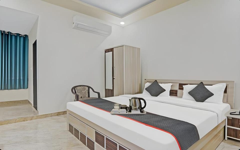 RROOMS Elite Hotel P S Palace Hotel in Lucknow