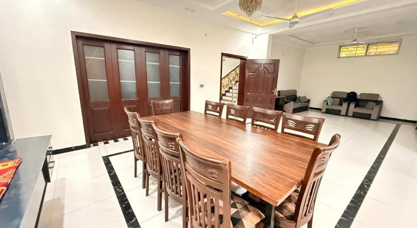 Sky Lodge Guest House Bed and Breakfast in Islamabad