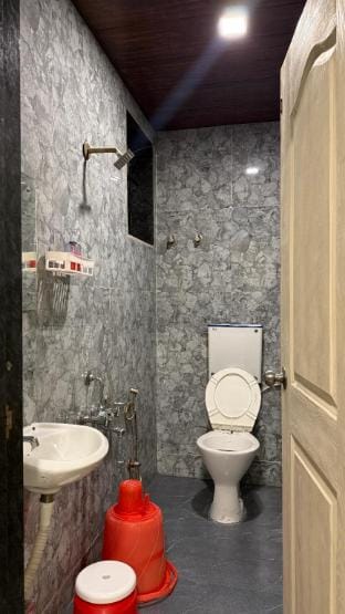 7 Hill Stays Apartment in Maharashtra