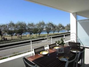 Rooms for 4 People Apartment in Étel