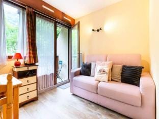 Studio for 4 People Apartment in Saint-Lary-Soulan