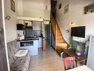 Apartment in Cros Beach near Port du Brusc Apartment in Six-Fours-les-Plages