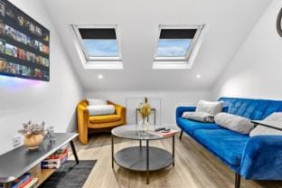 2Bed 2Bath at Hendon 1 Min to Train Free Parking Apartment in Edgware