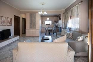Sunrise Suite Olympiada - Luxury Beachfront Escape Apartment in Halkidiki