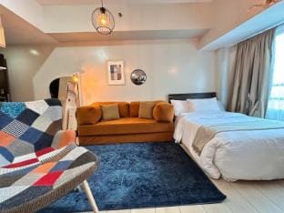 The Patch Work by Kozy Mood Apartment in Pasig