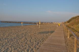 Ground-floor haven just 350mt from the beach Apartment in Veneto