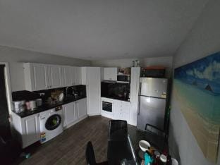 2 bdr apartment refurbished 3 years near Roma park Apartment in Brisbane