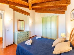 Spacious flat with pool Apartment in Sassari