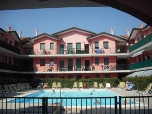 Comfy stay close to sea and the center Apartment in Rosolina Mare