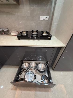 Stella Party house- Near Yashoobhomi  Apartment in New Delhi
