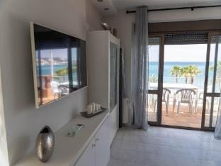 Beachfront vacation apartment - Almunecar Apartment in Costa Tropical