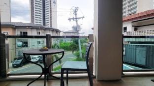 CROWN B 202 Apartment in Angeles