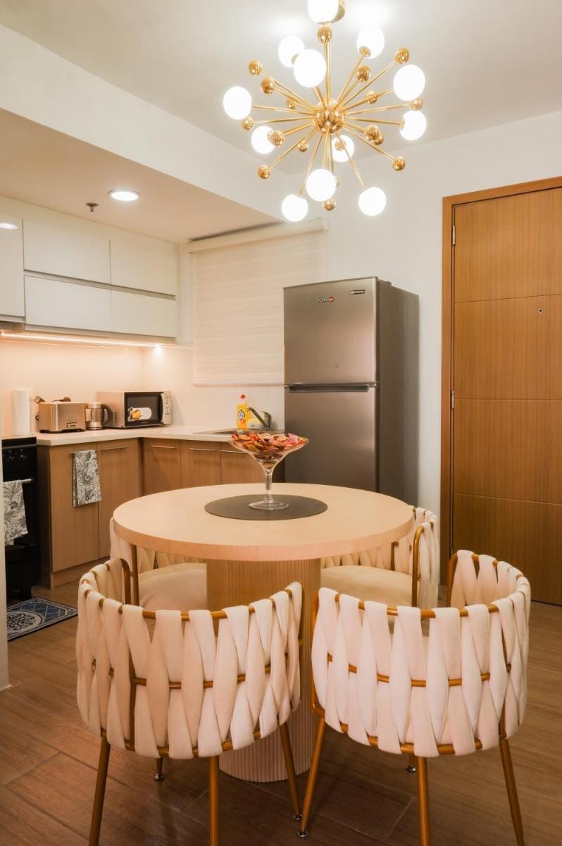 Elegant, and Family-Friendly 2BR in Pine Suites Apartment in Tagaytay