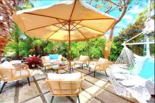 Memorable HoneyMoon Famous Palm Beach Ocean side Apartment in Pittwater Council