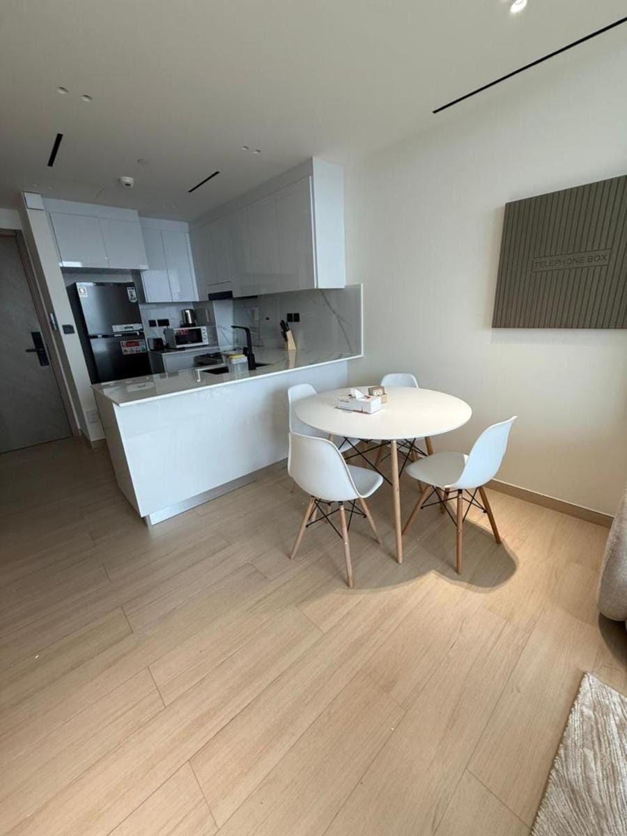 Modern 1BR Apartment High Floor In JVC Apartment in Dubai