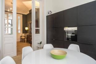Comfortable Central And Quiet Apartment in Saint-Gilles