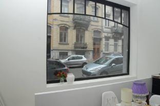 Comfortable Central And Quiet Apartment in Saint-Gilles