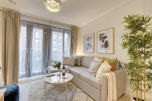 Lovely Flat in Kiln Close with Free Parking Apartment in Gloucester