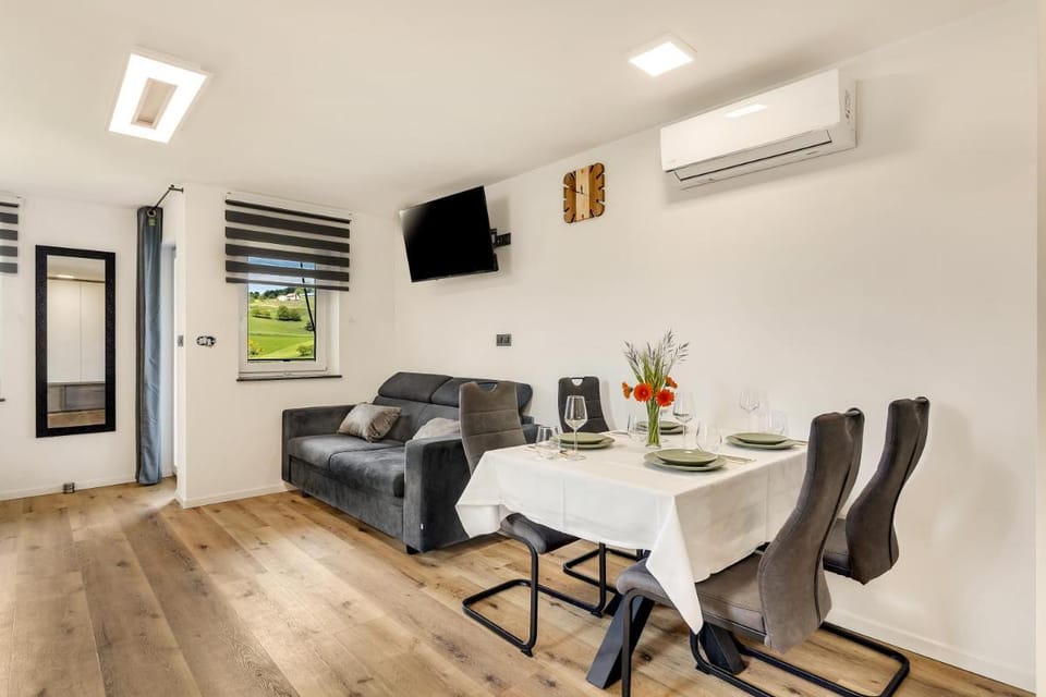 Apartmaji Kunej pod Gradom with sauna Apartment in Slovenia
