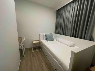 Laguna Sky Park 2 Bedroom Stylish Apartment 6 Min Walk to the Beach Apartment in Choeng Thale
