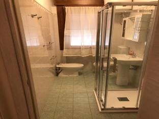 Renovated flat near the main avenue Apartment in Rosolina Mare