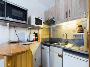 Studio for 4 People Apartment in Montvalezan