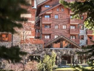 Apartment in Carroz dArraches with Jacuzzi Apartment in Arâches-la-Frasse
